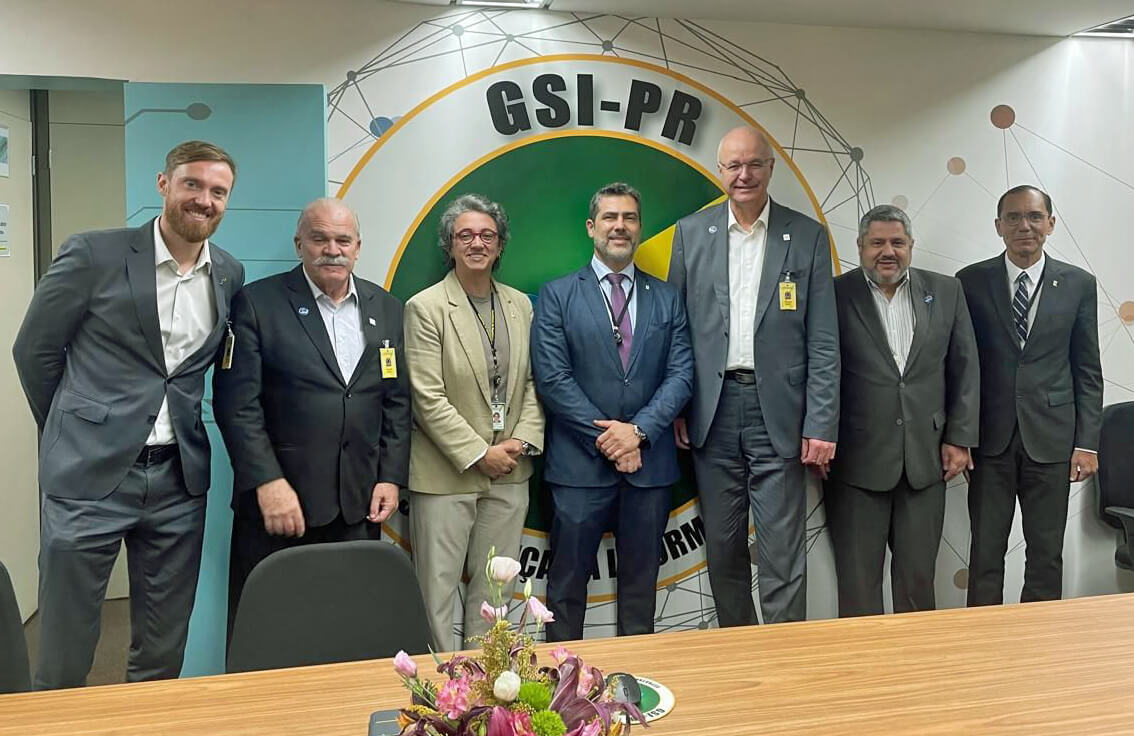 Teilnehmende der Präsentation des Gaia-X Hub in Brasília